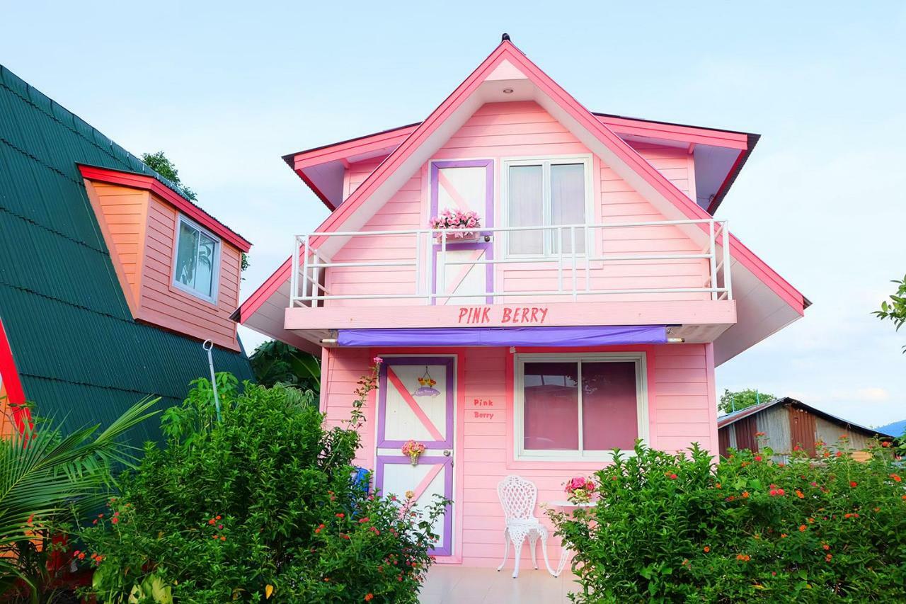 A Houses Homestay 나콘라차시마 외부 사진