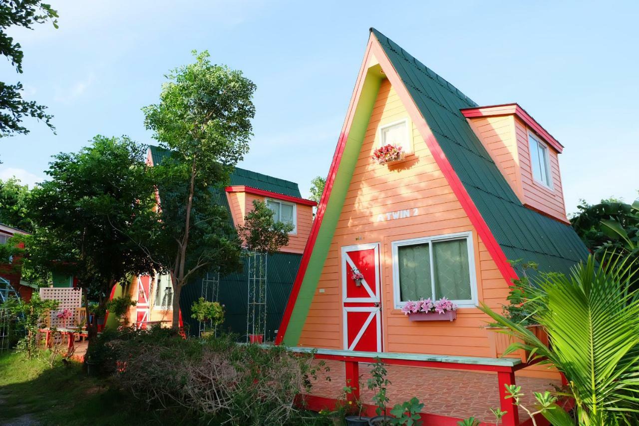 A Houses Homestay 나콘라차시마 외부 사진