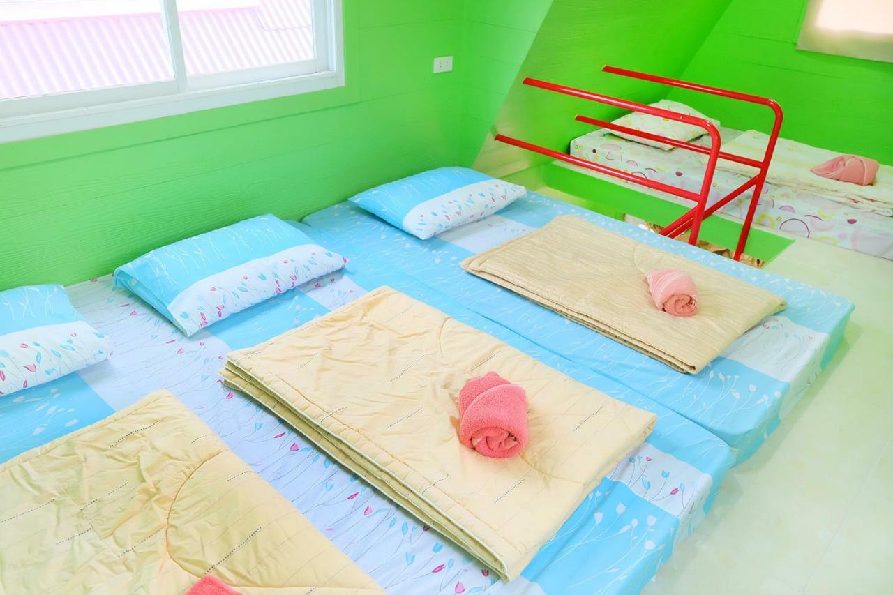 A Houses Homestay 나콘라차시마 외부 사진