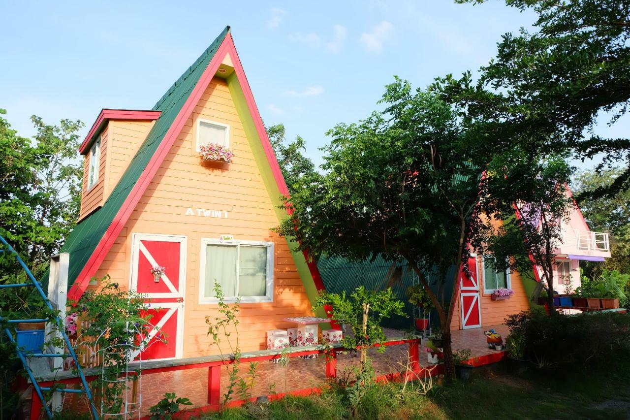 A Houses Homestay 나콘라차시마 외부 사진