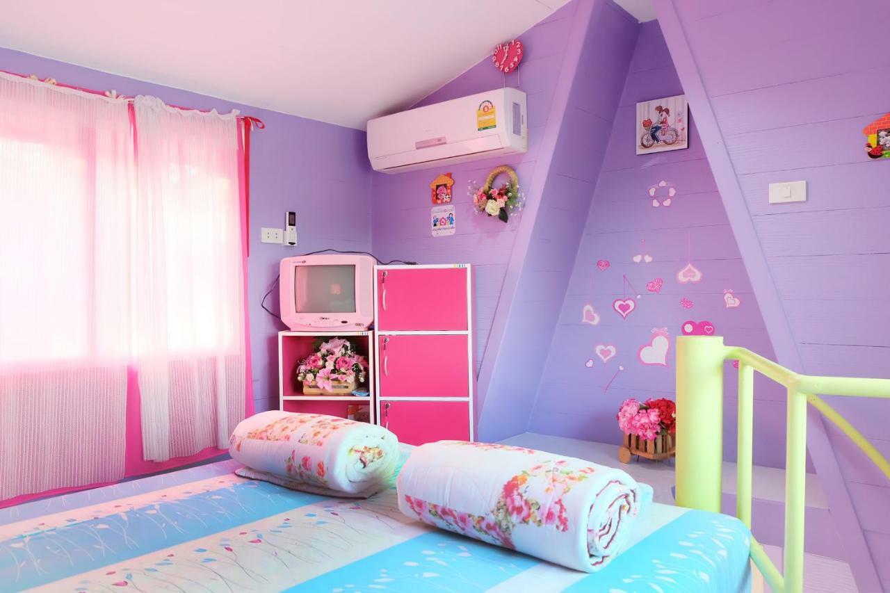 A Houses Homestay 나콘라차시마 외부 사진