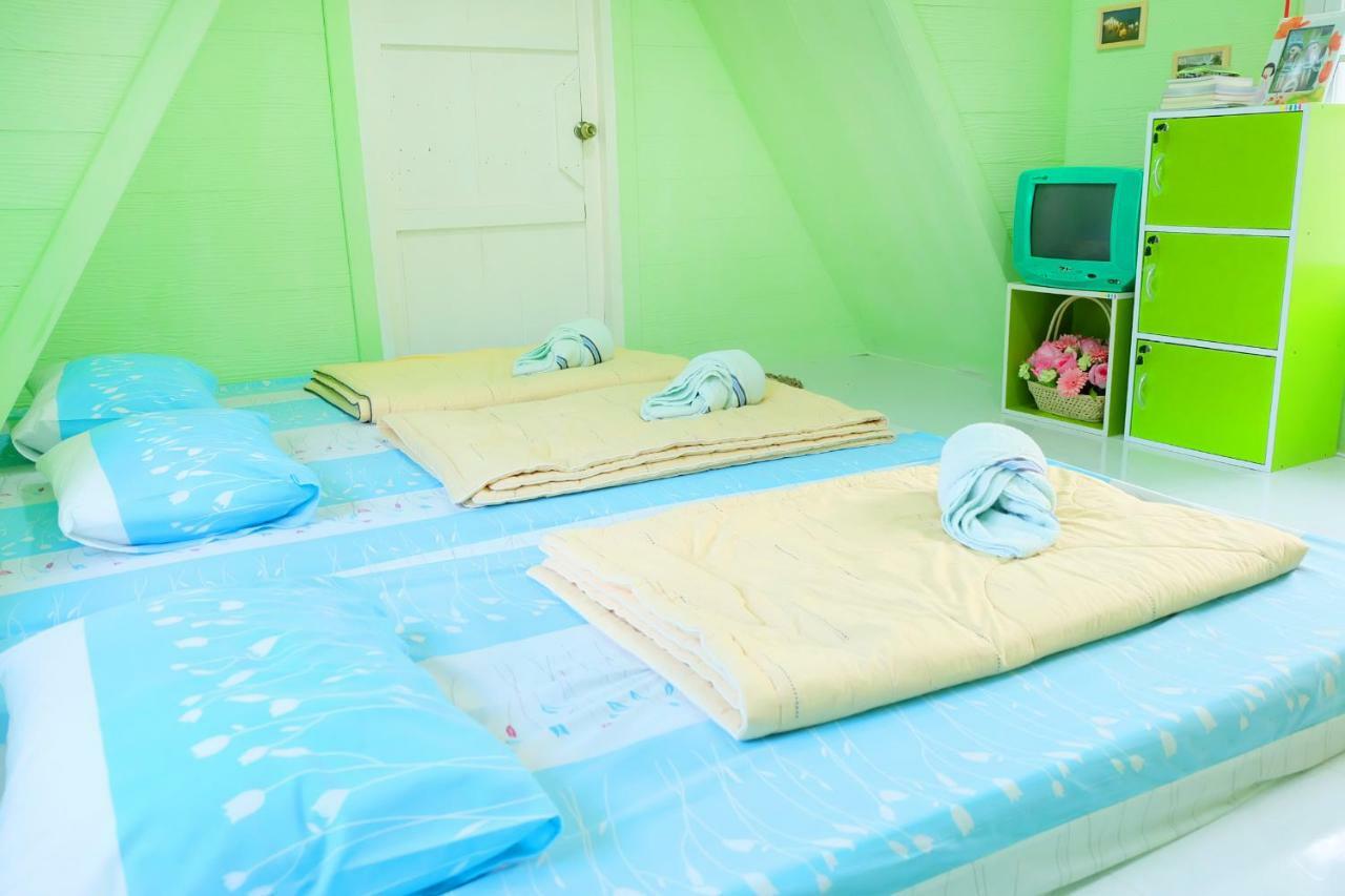 A Houses Homestay 나콘라차시마 외부 사진